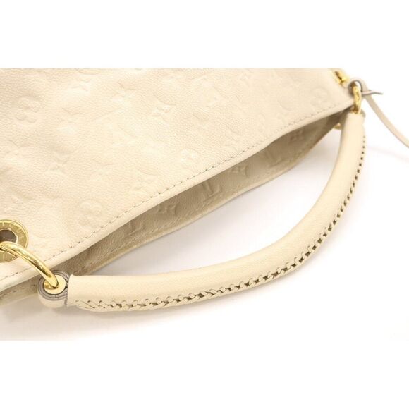 Gorgeous Louis Vuitton Artsy MM Monogram Empreinte Leather Tote in Ivory - Picture 6 of 10